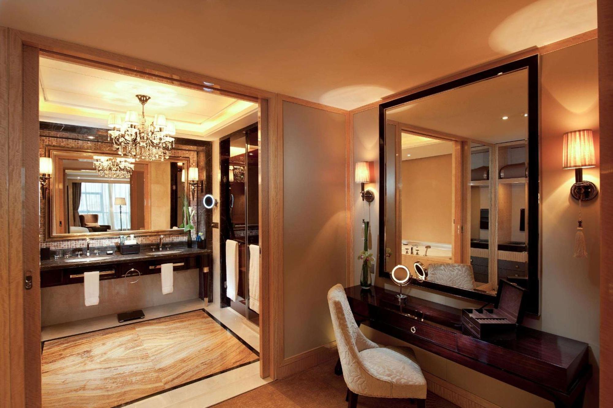 Hilton Nanjing Ξενοδοχείο Ναντζίνγκ Εξωτερικό φωτογραφία