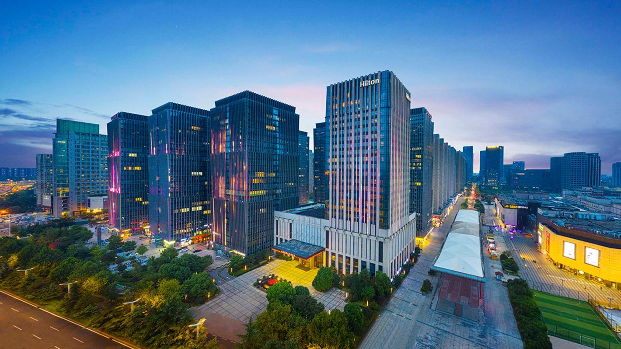 Hilton Nanjing Ξενοδοχείο Ναντζίνγκ Εξωτερικό φωτογραφία